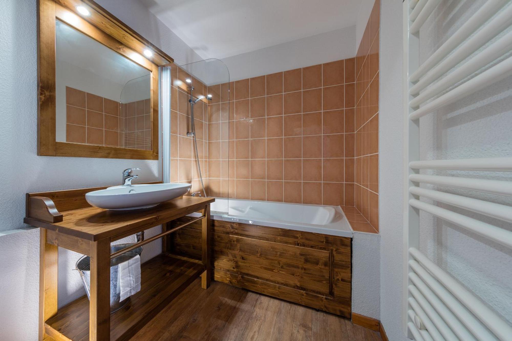 Aparthotel Noemys Balcons Du Viso à Abriès Chambre photo